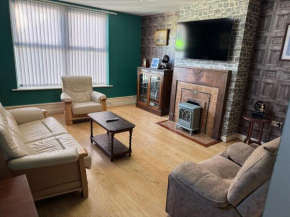 Hope St Apartment